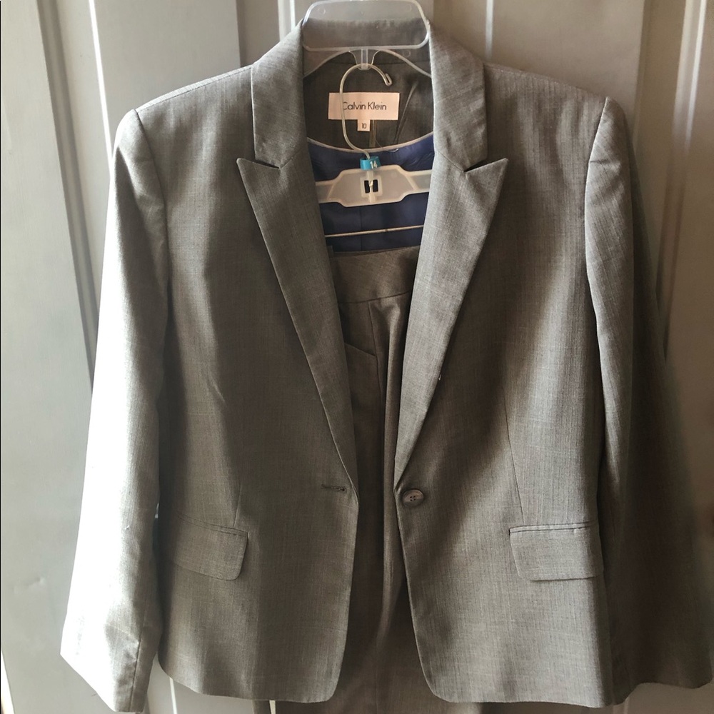 grey pants suit